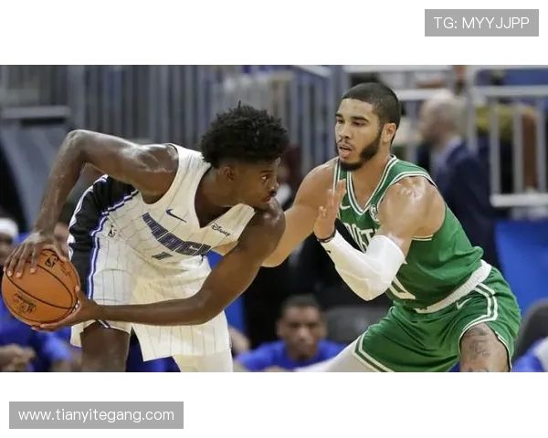 上海网球队的盯防体系与网球战术的深度解析与应用探讨 上海网球队的盯防体系与网球战术的深度解析与应用探讨