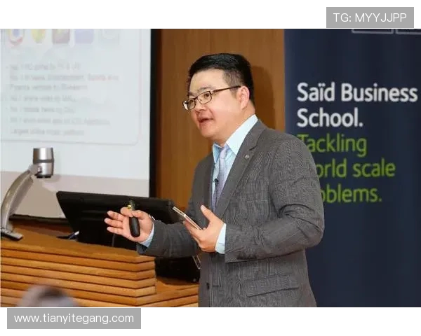 对话刘伟：深入探讨和平精英职业生涯与未来发展之路