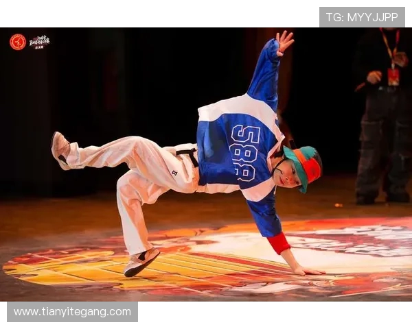 重庆街舞队荣获全国街舞比赛第二名经验丰富引领舞蹈潮流