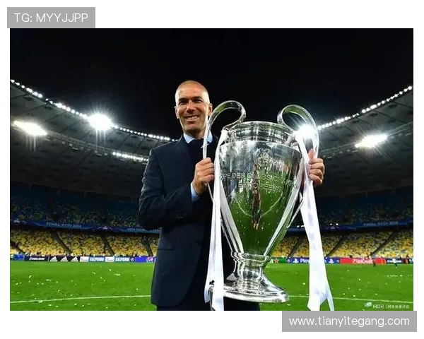 齐内丁·齐达内:从球场传奇到足坛智者的蜕变与辉煌历程